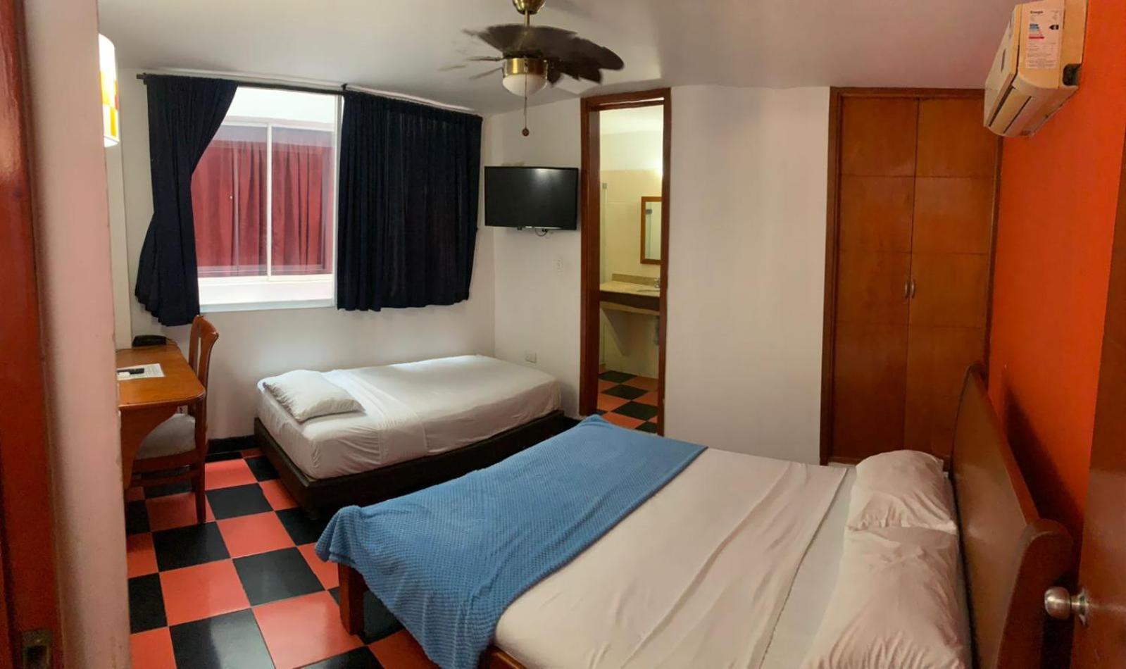 Hotel Bahia Plaza Santa Marta  Bagian luar foto