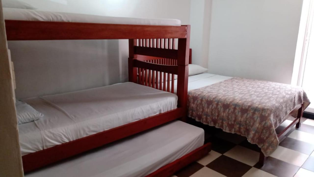 Hotel Bahia Plaza Santa Marta  Bagian luar foto