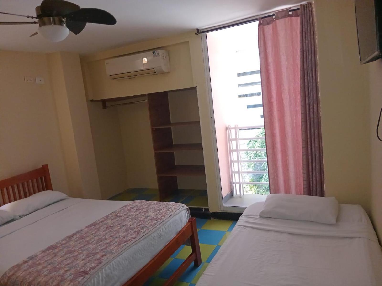 Hotel Bahia Plaza Santa Marta  Bagian luar foto