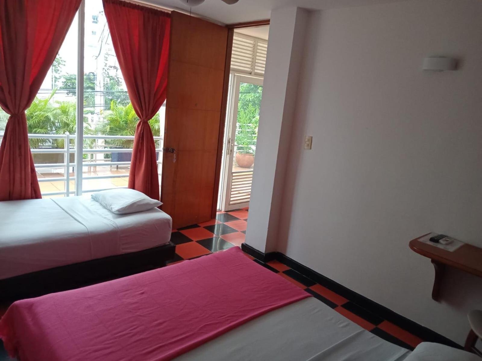 Hotel Bahia Plaza Santa Marta  Bagian luar foto